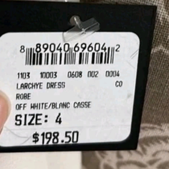 Club Monaco Larchye Bell Sleeve Dress Sz 4 Off-White - Picture 9 of 9